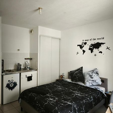 Cozy Apartment In City Center Marseille Exterior photo